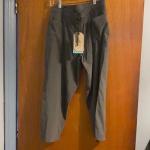 Prana Leonora Capri - granite size L